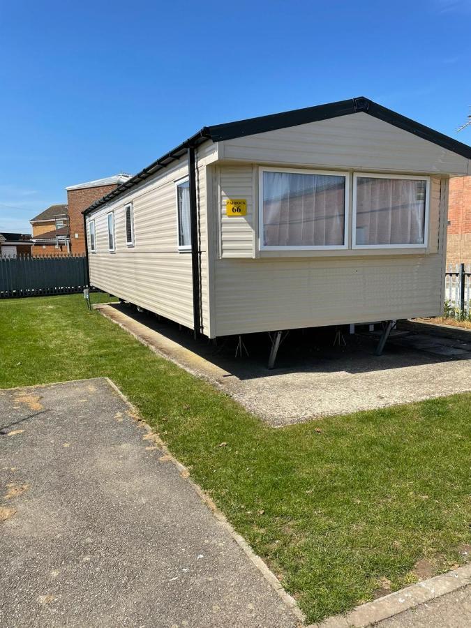 Coastfields 3 Bed 8 Berth Holiday Home 잉골드멜스 외부 사진